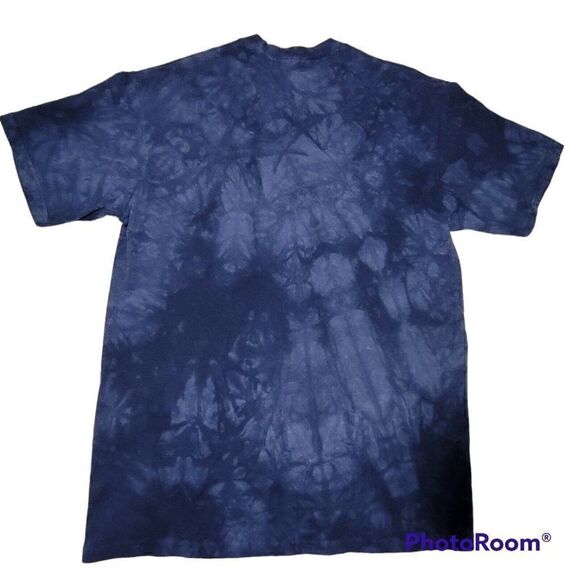 The Mountain Graphic T-Shirt Adult Medium Wolves American Flag Blue Tie Dye - Picture 3 of 9